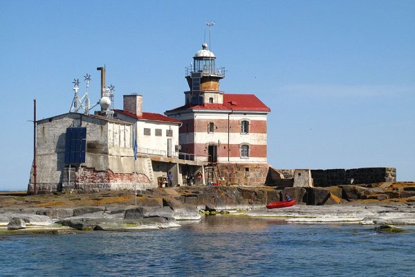 Vismazākā sadalītā jūras sala